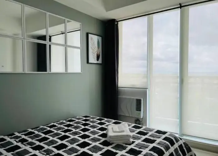 Sleek, Relaxing And Fabulous @ Azure Manila