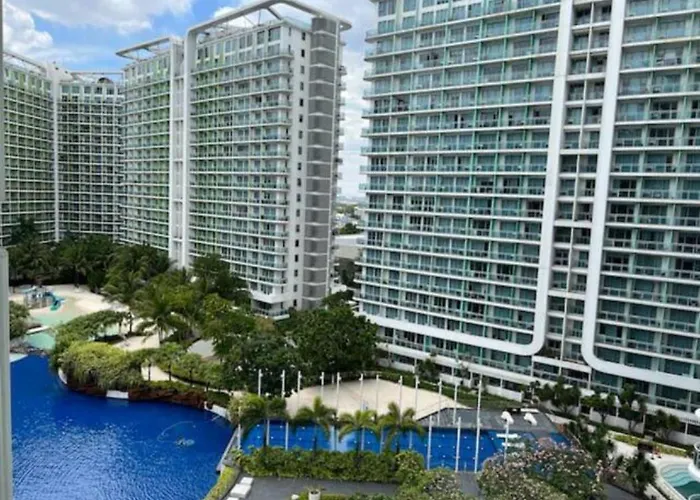 Apartahotel Sleek, Relaxing And Fabulous @ Azure Manila
